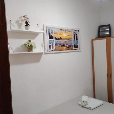 Cozy Single Room Mercado Central Аликанте Экстерьер фото